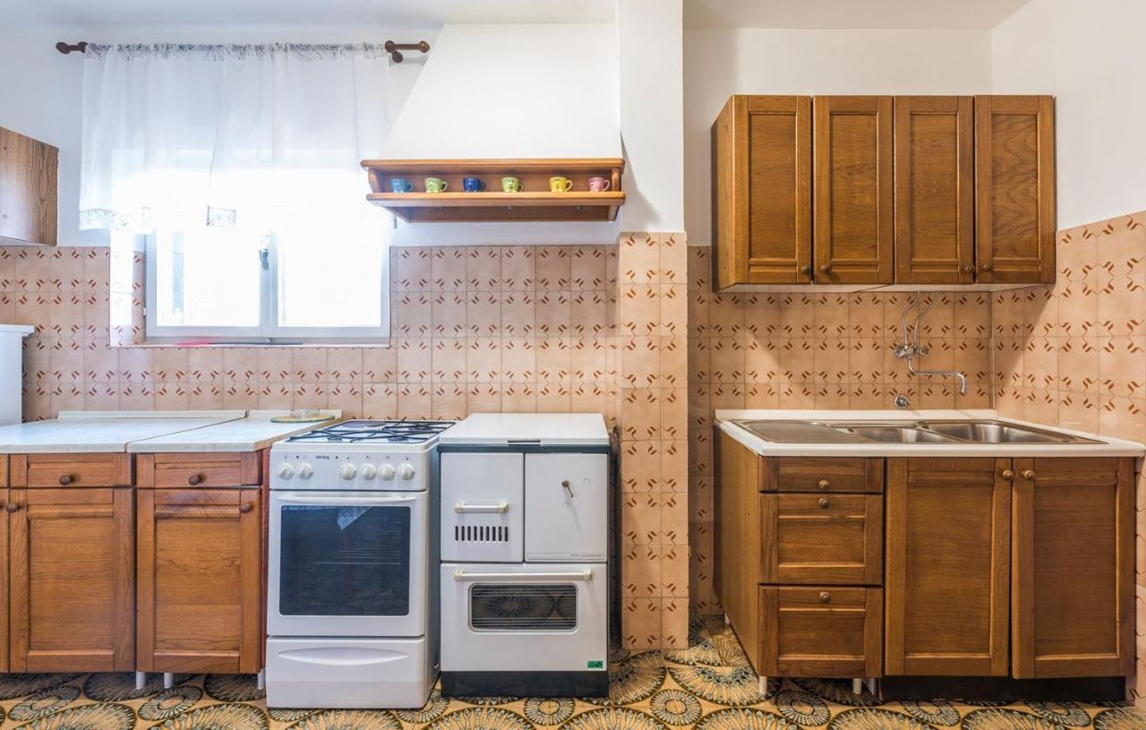 Ferienhaus Zora With Whirlpool Sveti Lovreč Pazenatički Extérieur photo